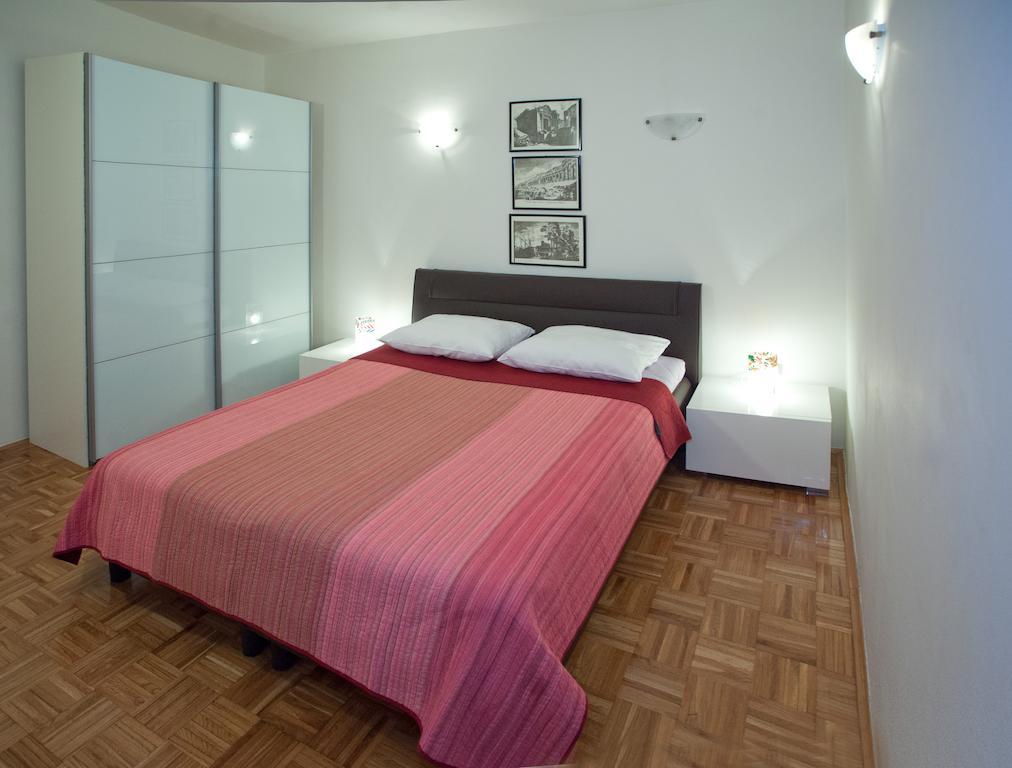 Ideal Location Split Apartments ห้อง รูปภาพ